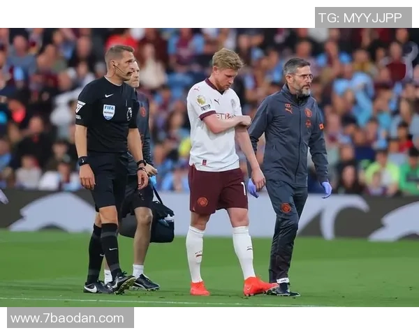 德布劳内与迪巴拉罚点后受伤专家分析等待时间过长致肌肉紧张